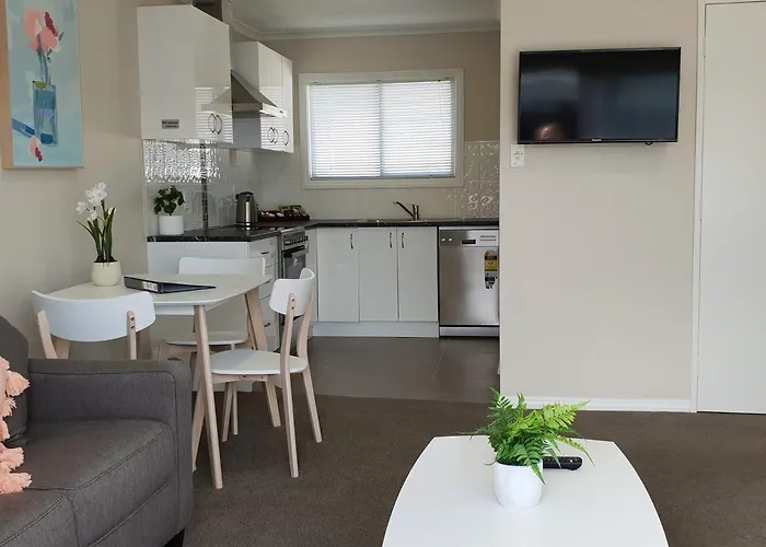 Rose Unit 1 Rotorua-accommodation&spa *