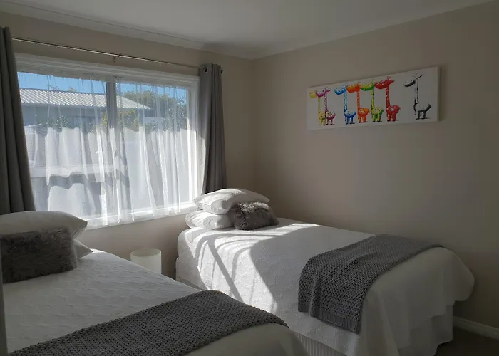 Rose Unit 1 Rotorua-accommodation&spa