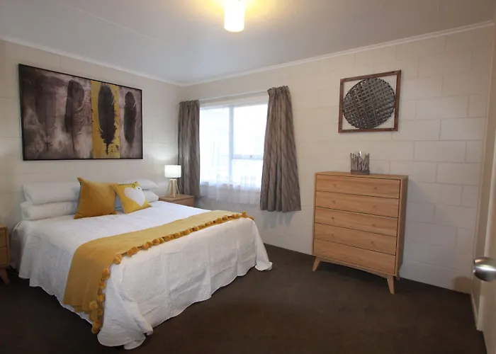 Rose Unit 1 Rotorua-accommodation&spa *