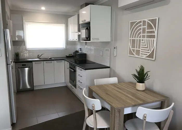 Rose Unit 1 Rotorua-accommodation&spa Appartement